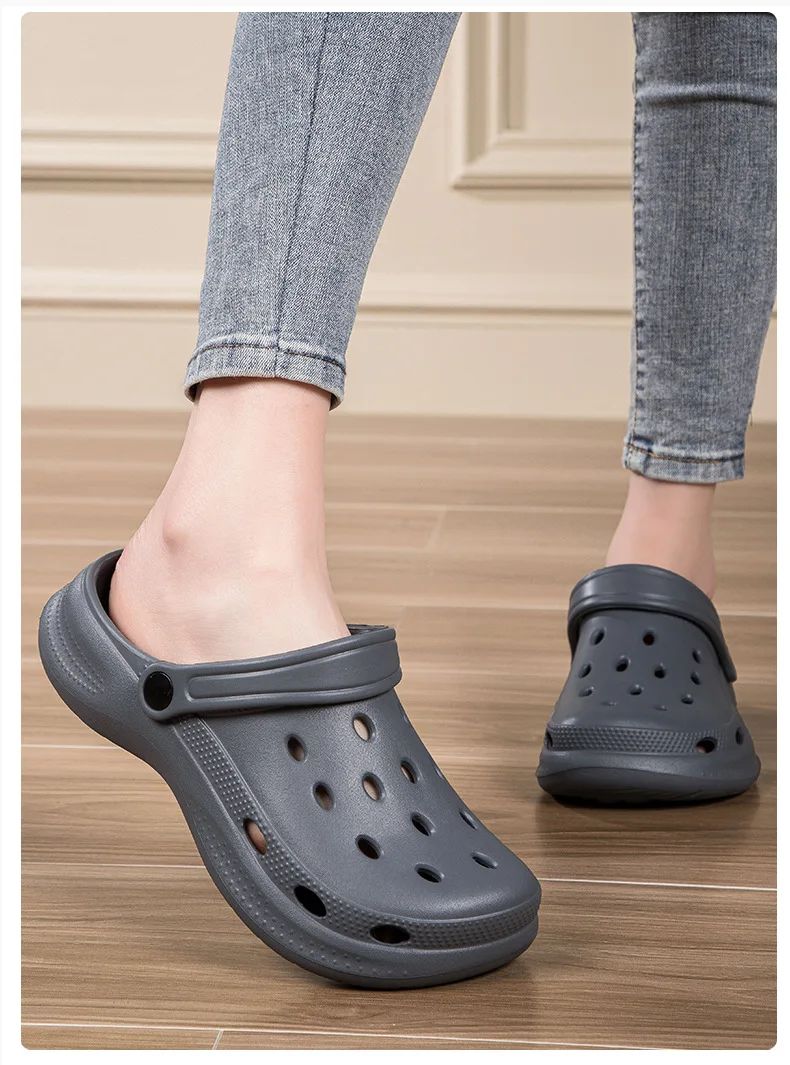 Stock Available 2024 New Large Size Beach Hollow Out Sandals Men's and Women's Garden Shoes Plus Size EVA Sole EVA Strap