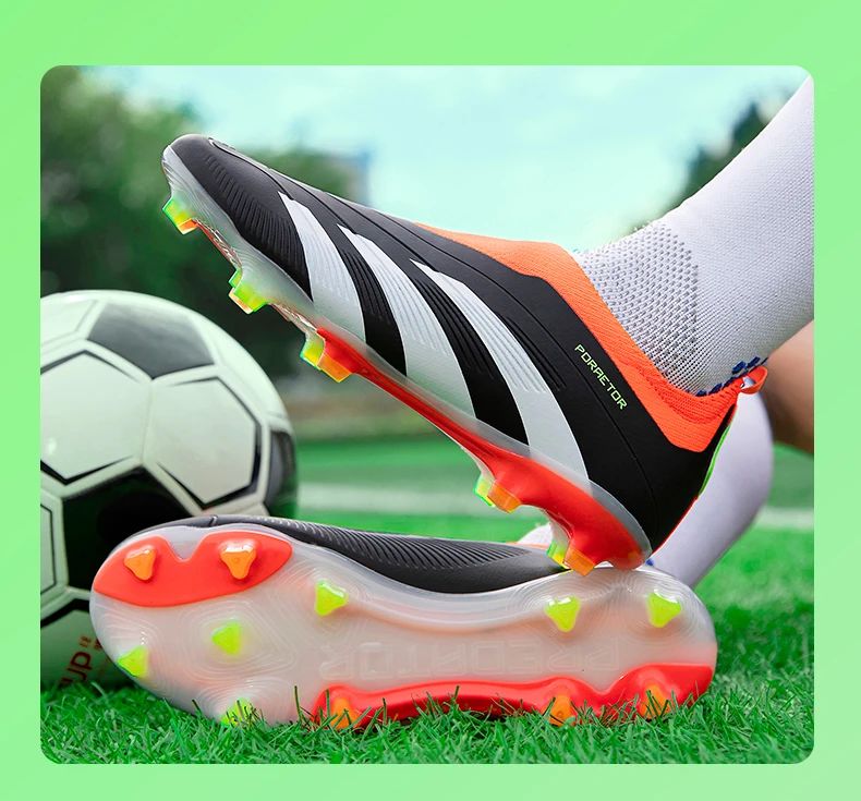 Mens High Quality Ultralight Football Shoes Society Cleats Indoor Soccer Shoes Professional Original Fast Futsal Football Boots