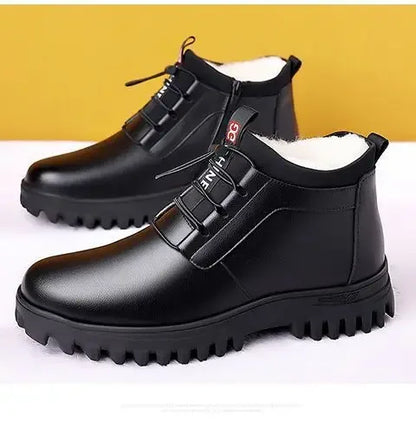 Sapatos Masculinos de Couro de Inverno Nova Moda Pelúcia Quente Confortável Antiderrapante Sapatos de Algodão de Negócios Botas de Neve Casuais ao Ar Livre Férias