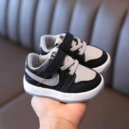 Fashion Little White Shoes Light Casual Shoes Baby Rubber Sole Anti Slip Shoes Sneakers Running Shoes Student Shoes Boys Girls