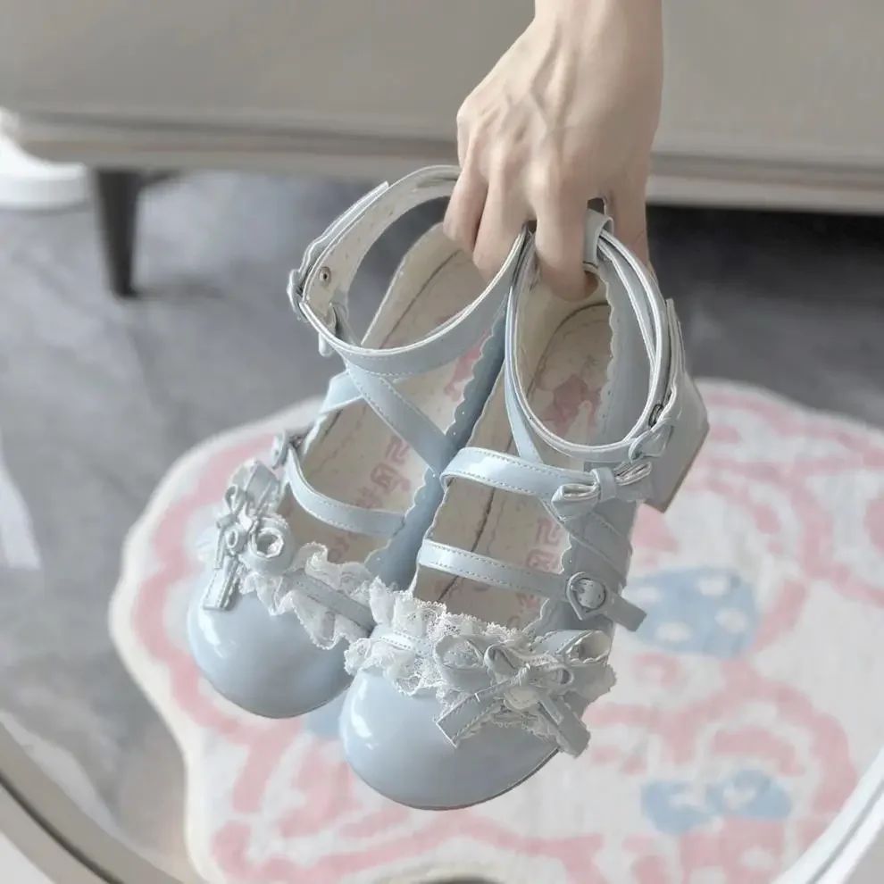 Sapatos de salto alto Lolita vermelhos, sapatos de salto grosso de renda para primavera e outono, sapatos de couro envernizado Mary Jane para mulheres