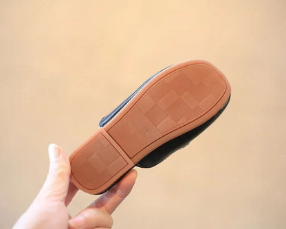 Children Sandals for Girls 2024 Summer New Girls Covered Toes Flat Leather Slippers Casual Lazy Metal Korean Kids Fashion Flats