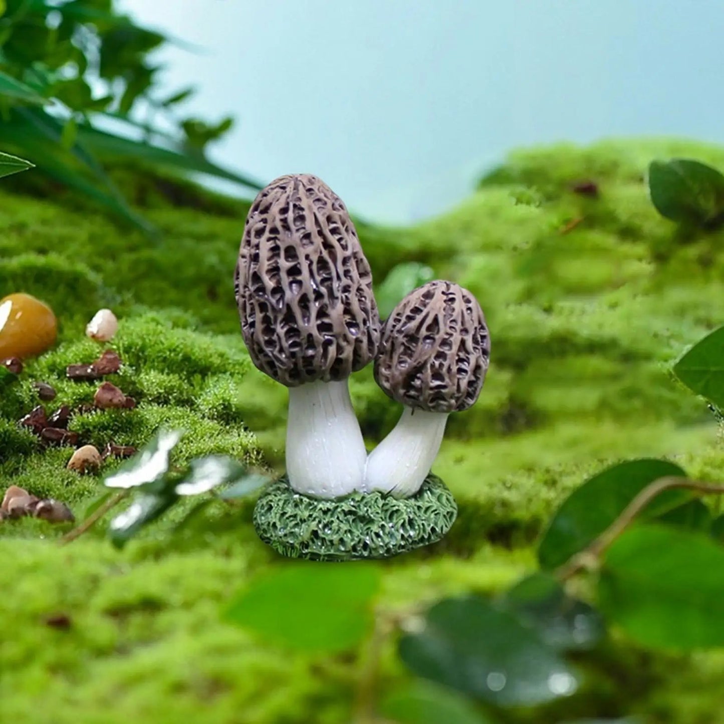 Mini Resin Mushroom Shaped Statue Waterproof Miniature Gift for Patio Bonsai Dollhouse Fairy Garden Desk Decoration Home Decor