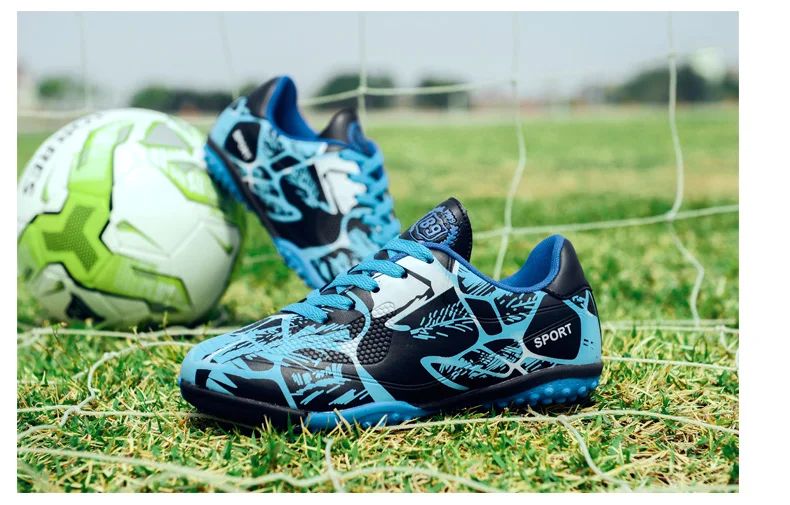 Professional Kids Soccer Shoes Men Original Football Shoes Indoor Society Cleats Football Field Boots TF/AG Fast Match Sneaker