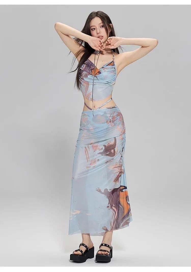 2024 New Three-Piece Bikini Set Beach Vacation Hot Spring Trip Slimming Long Skirt Separate Swimsuit Meat Concealing Photography