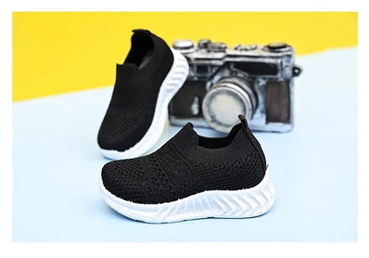Baby Sneakers 2025 Fashion Children Flat Shoes Infant Kids Baby Girls Boys Solid Stretch Mesh Sport Running Sneakers Shoes