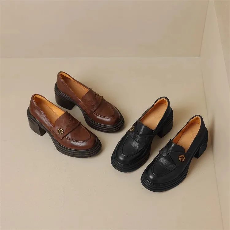 Sapatos Femininos Mary Jane Retrô da Moda Primavera Outono Sapatos Casuais Versáteis Femininos Salto Alto Lolita Sapatos de Couro