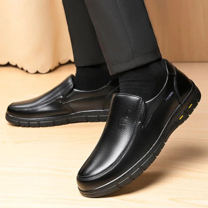 Winter Warm Men Casual Shoes Genuine Leather Breathable Man Loafers High Quality Mens Formal Dress Shoes Slip on Driving Shoes