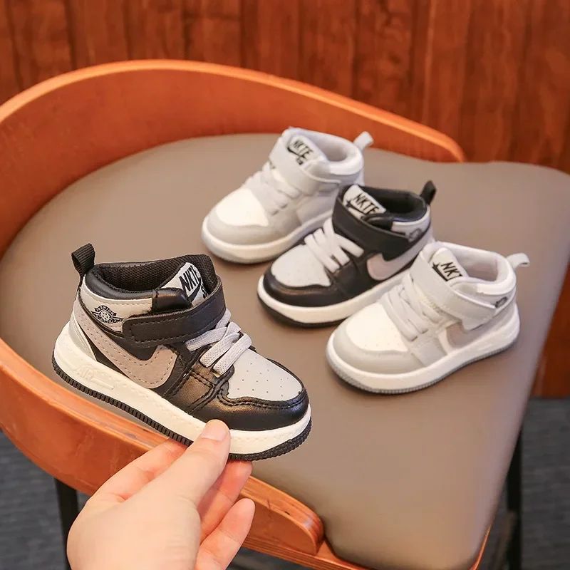 2025 New Children's Mid-Top Sneakers kids Sneakers Boys Girls Casual soft-soled shoes are stylish and comfortable