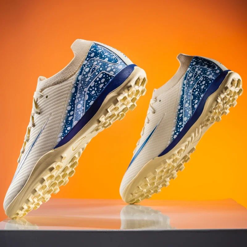 New Football Boots Professional Soccer Shoes For Men Anti-Slip Soccer Cleats High Quality Adults Outdoor Training Sneakers 2025