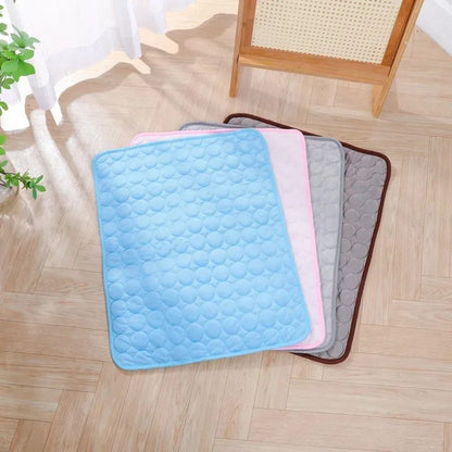 Almofada de resfriamento para cães Tapete de verão para cães Gatos Cobertor Sofá Respirável Cama para cães Tapete de verão para cachorros Capa para assento de carro Suprimentos para animais de estimação