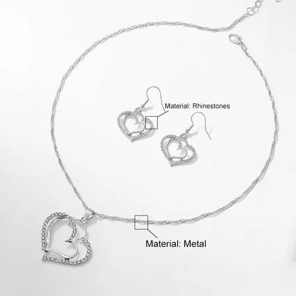 Conjunto de Joias Coração de 3 Peças Brincos Colar com Pingente para Mulheres Conjunto de Joias Duplo Coração de Strass Elegante e Moderno