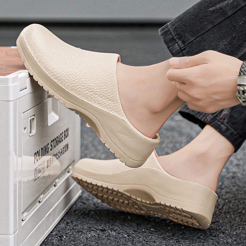 Kitchen Non-slip Oil-resistant Chef‘s Shoes Men's Waterproof Casual Flat Shoes Women's Slippers Couple Plus Size EVA Shoes