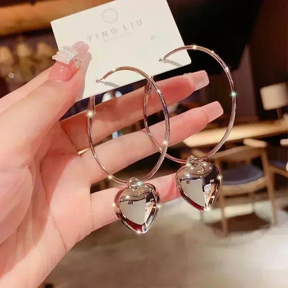 Brincos de Folhas Douradas com Cristal Verde para Mulheres Acessórios Diários de Individualidade Presentes de Joias para o Dia dos Namorados Aniversário