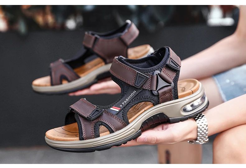 Fashion Men's Sandals Summer Soft Beach Flip Flop Comfortable Genuine Leather Sandals Outdoor Men Roman Sandals Size 46