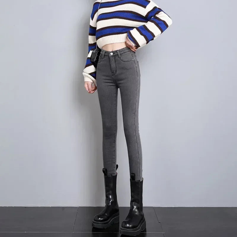 Winter Women Chic Fleece Thermal High Waist Jeans Lady Snow Warm Plush Denim Pants Girls Classic Fashion Straight Leg Trousers