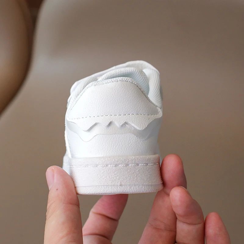 Childrens Baby Sneakers Blue Leather Boys Girls Toddler Shoes Four Seasons Models Pink Versatile Non-slip Small Kid Single Shoes