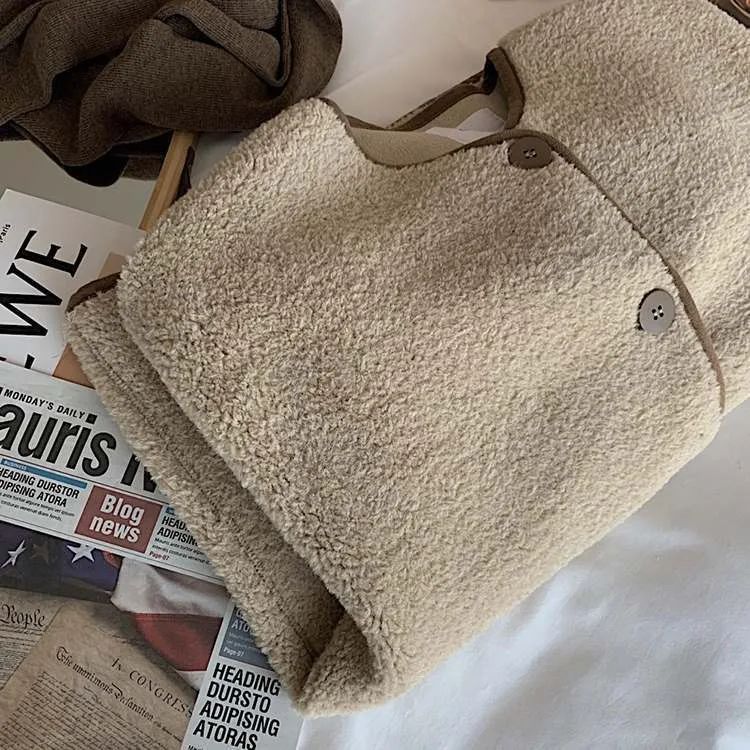 Korean Style Short Lamb Fur Jacket Women's Crew Neck Lazy Style Outerwear Autumn Winter New Arrival Soft Cozy round Neck Top