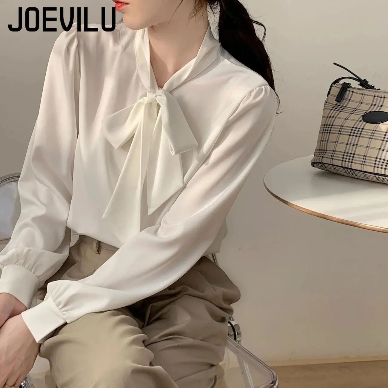 Bow Tie Chiffon Shirts Casual Long Sleeve White Blouse Women's Elegant Business Loose Blouses Ladies Spring and Autumn Chic Tops