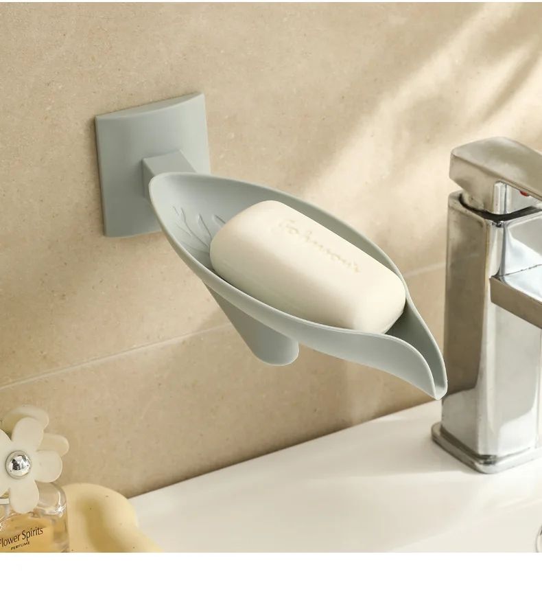 New Leaf Shape Soap Box Drain Soap Holder Box Bathroom Accessories Toilet Laundry Soap Box Bathroom Supplies Tray Gadgets