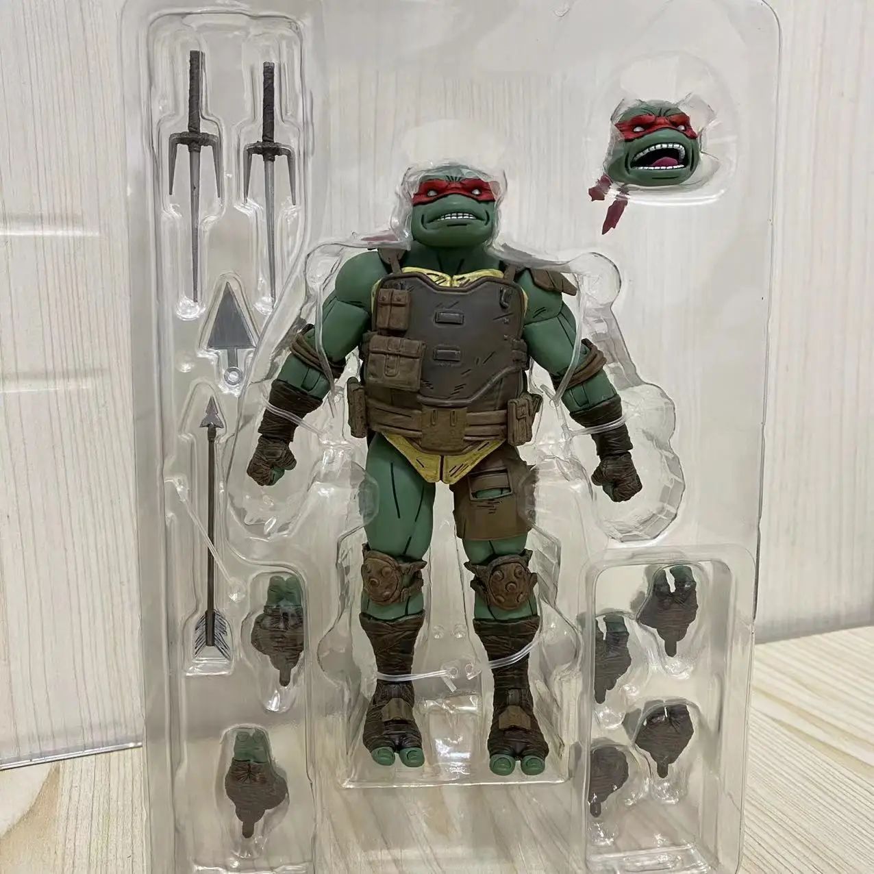 18CM NECA 54317 The Last Ronin Rafael Boneco Anime 7 Polegadas Figura de Ação Modelo PVC Decoração Brinquedo Presente