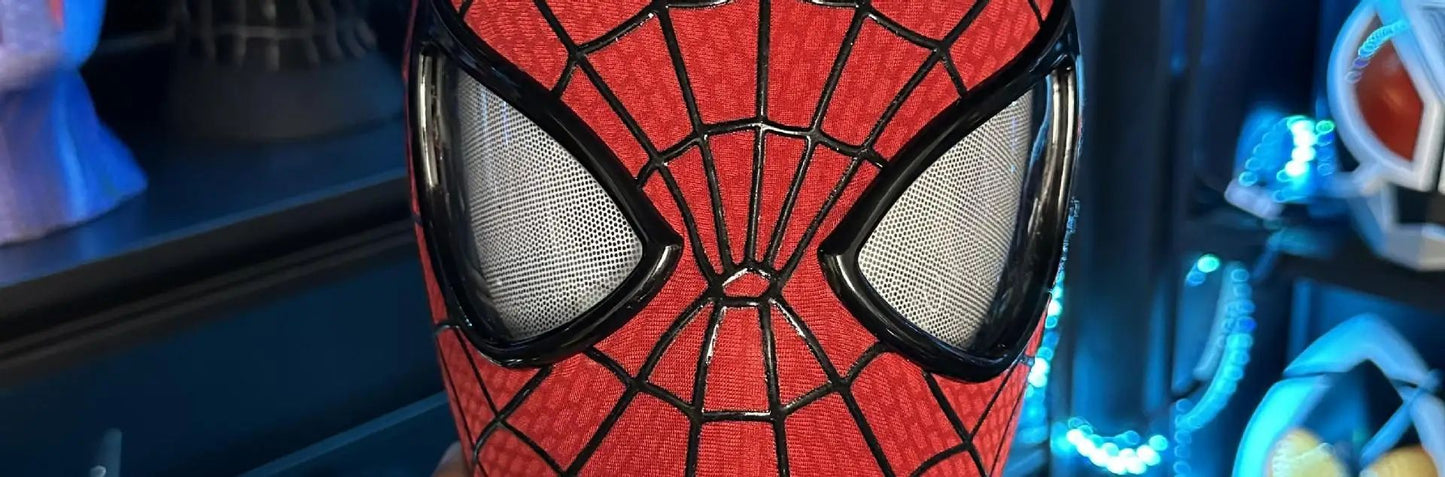 Homem-Aranha Cosplay Máscara Eletrônica de Olhos Móveis Homem-Aranha 1:1 Brinquedos com Controle Remoto para Adultos e Crianças de Presente