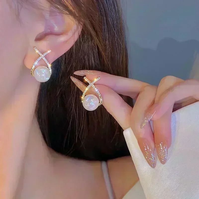 Brincos Femininos Coreanos Retrô Esmaltados em Formato de Flor Vermelha para Mulheres, Brincos Delicados, Presente de Joia de Noivado para Casal de Luxo