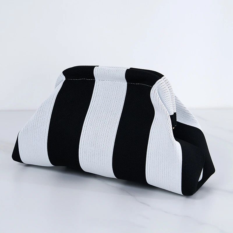 New Summer Beach Clutch Bag Women Contrast Color Crochet Handbag Knitting Dumpling Clutch Lady Cute Cloud Casual Colorblock Bag