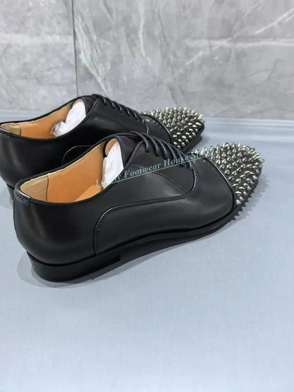 Sapatos Masculinos Loafer Bico Fino de Couro Legítimo Preto Moda Masculina Primavera Outono Cadarço Salto Quadrado Sapato com Rebite Único
