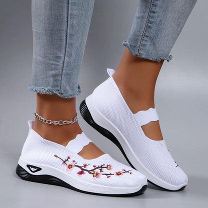 Women's Summer Casual Sneakers - Breathable Mesh Flats for All-Day Comfort
