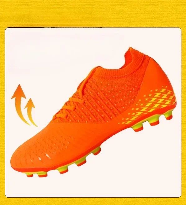 Spiked Comfortable Breathable Competition Soccer Cleats for Training and Matches