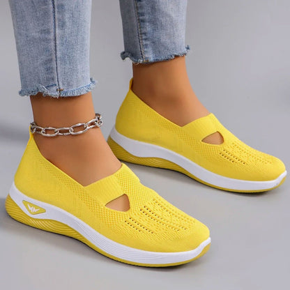 Women's Shoes 2025 Spring New Middle aged and Elderly Mom Shoes Soft soled Breathable Women's Casual ShoesSports Shoes