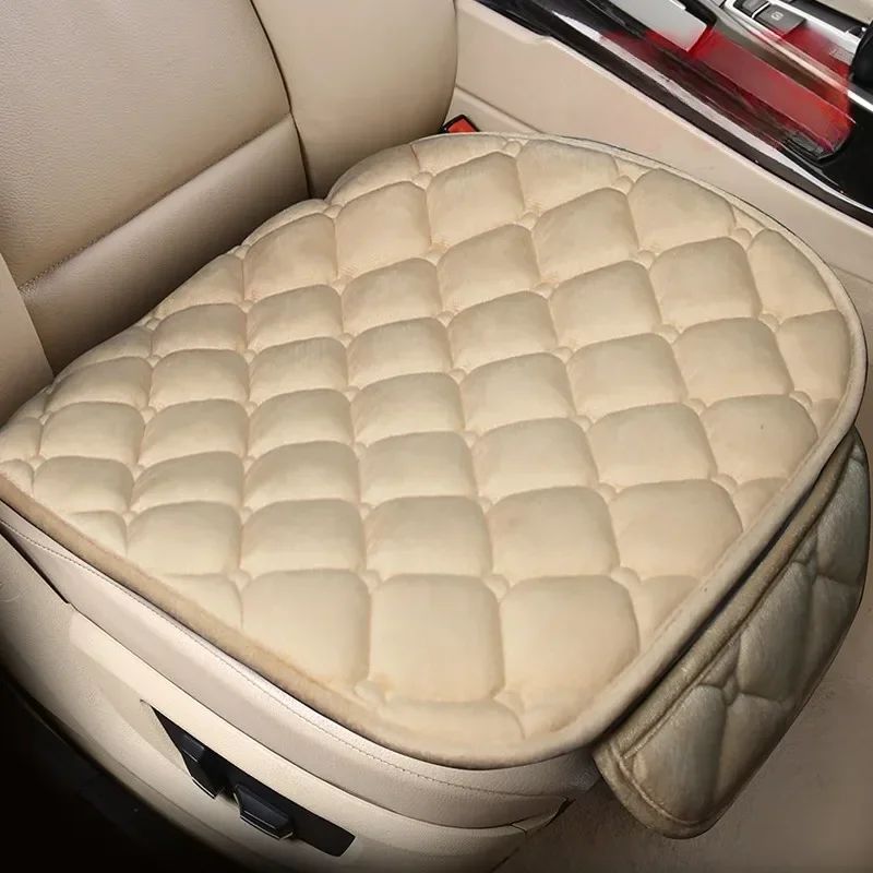 Capas De Assento Quentes Protetor De Almofada De Assento De Carro Capa De Assento De Pelúcia Outono Inverno Universal Para Sedã Hatchback SUV Tapetes De Assento
