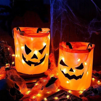 Halloween LED Light Trick or Treat Bucket  1 Pcs Collapsible Pumpkin Candy Bag Basket for Halloween Thanksgiving Party Kids Gift