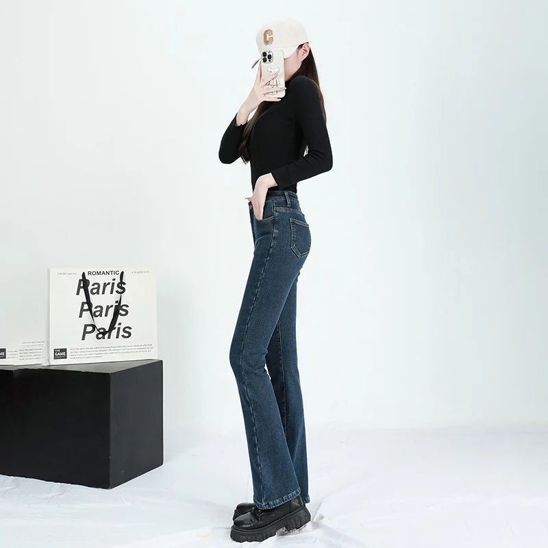 Winter Female Thin Snow Warm Plush Jeans Lady Chic Fleece Flared Pants Girls Korean High Waist Straight Leg Denim Trousers