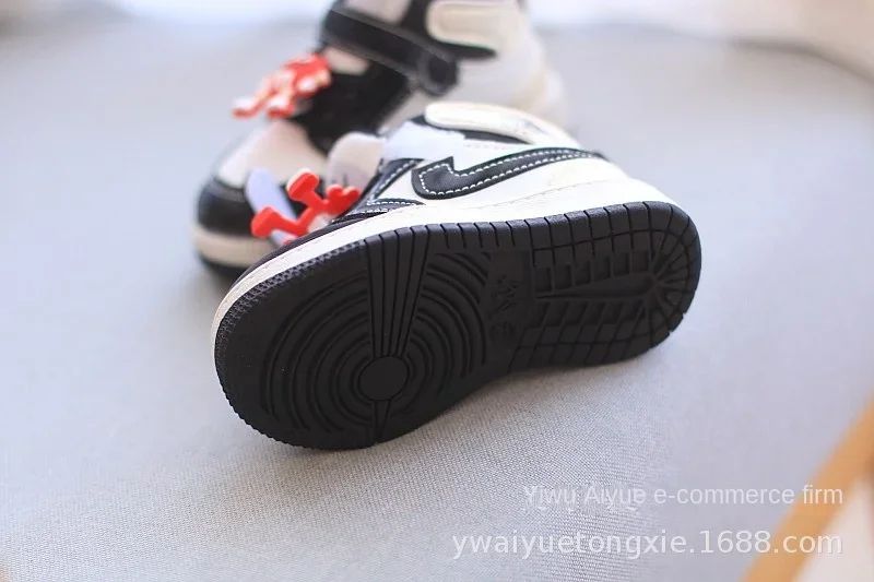 Boots Baby Girls Sneakers Board Shoes Cartoon Prints Soft Bottom Non-slip Children Casual Walking Shoes Boy Kids Children Shoes