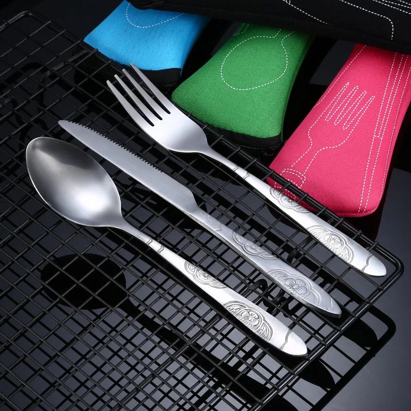 7/3 Peças Conjunto de Talheres de Aço Inoxidável para Acampamento ao Ar Livre Faca de Bife Garfo Colher para Comida Ocidental Bolsa de Pano Criativa Portátil
