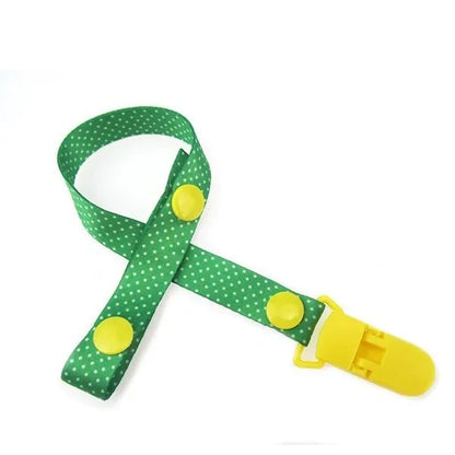 1pc Portable Pacifier Clip: Lightweight material, easy-to-use clip, ideal choice for outings with baby