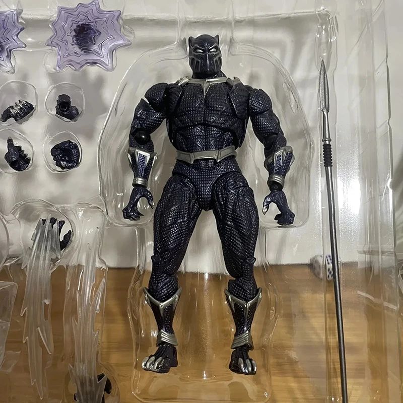 Amazing Yamaguchi Black Panther Action Figure Collection Model 15cm Kaiyodo Revoltech #030 Marvel T Challa Movable Figurine Toys
