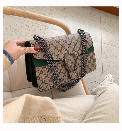 Women Stylish Retro Print Shoulder Crossbody Bag Fashionable Chain Underarm Purse Medium Hardness Polyester Lining