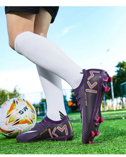 New Men Women Football Field Boots Studded Comfortable Unisex Soccer Shoes Cleats Ultralight Professional Sneakers Comfortable