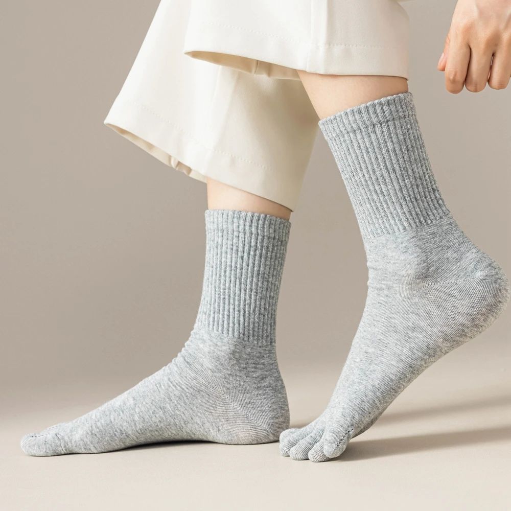 4 Pairs Women Toe Socks Five Finger Socks High Quality Cotton Autumn Spring Middle Tube Sports Socks with Separate Fingers