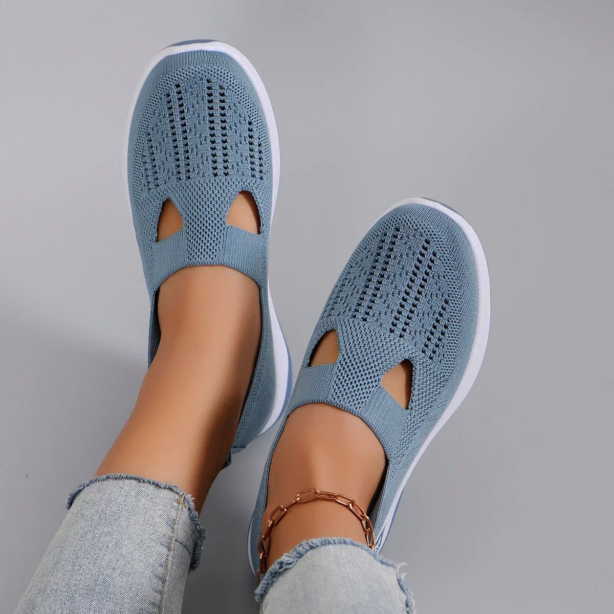 Women's Shoes 2025 Spring New Middle aged and Elderly Mom Shoes Soft soled Breathable Women's Casual ShoesSports Shoes