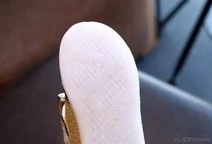 New Disney Children Luminous Shoes Boys Girls Hello Kitty Shoes Flashing Lights Fashion Sneakers Toddler Little Kid LED Sneakers