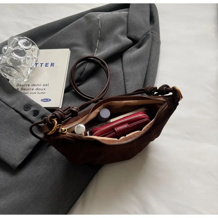 Velvet Material 2025 High Quality Zipper Shoulder Bag Solid Color Simple Fashionable Crossbody Bag Soft Western Style Handbag