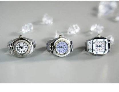 Vintage Punk Finger Watch Mini Elastic Strap Alloy Watches Couple Rings Jewelry Clock Retro Roman Quartz Watch Ring Women Men