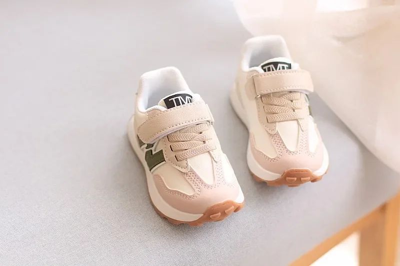 Children's Sneakers for Boy Lightweight Versatile Tennis Shoes for Girls Fashion Causal Kids School Running Basketball Shoes Hot