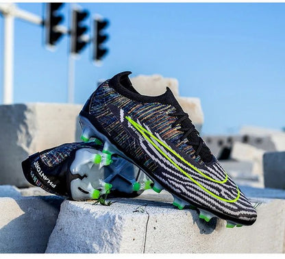 Society Cleats Men Soccer Shoes Professional Boys Football Boots Indoor Original Football Field Boots Sneakers Training Fast