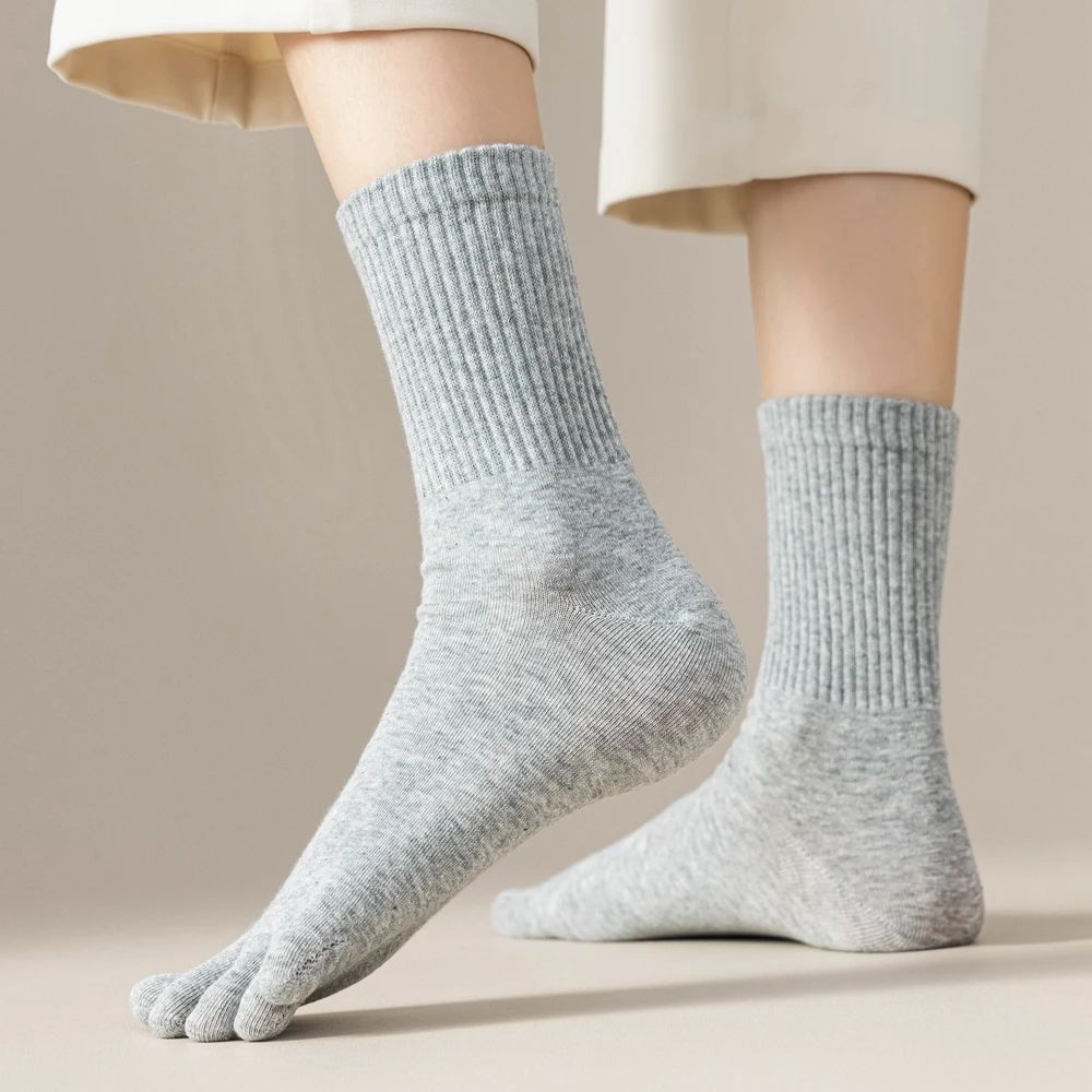 4 Pairs Women Toe Socks Five Finger Socks High Quality Cotton Autumn Spring Middle Tube Sports Socks with Separate Fingers