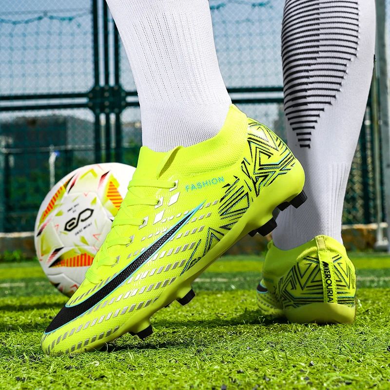 New Men Football Boots Futsal High-quality Mid-top Soccer Shoes Match Non-Slip Cleats Sneakers Indoor Hot-selling FG/TF